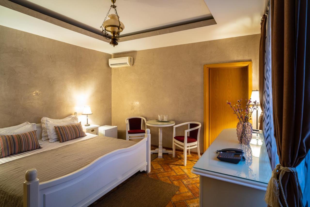 Hotel Europa Targu Jiu Luaran gambar