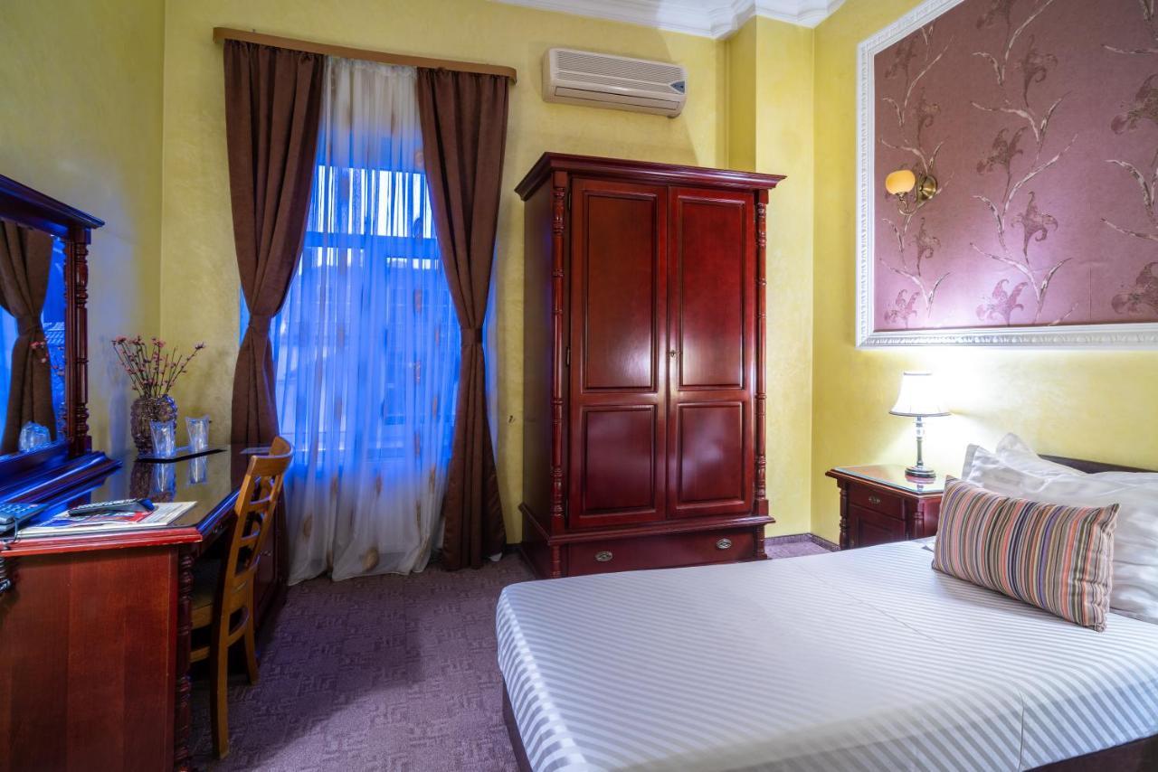 Hotel Europa Targu Jiu Luaran gambar