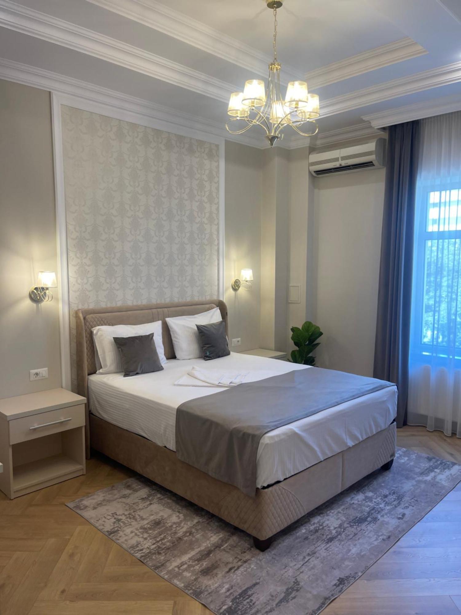 Hotel Europa Targu Jiu Luaran gambar