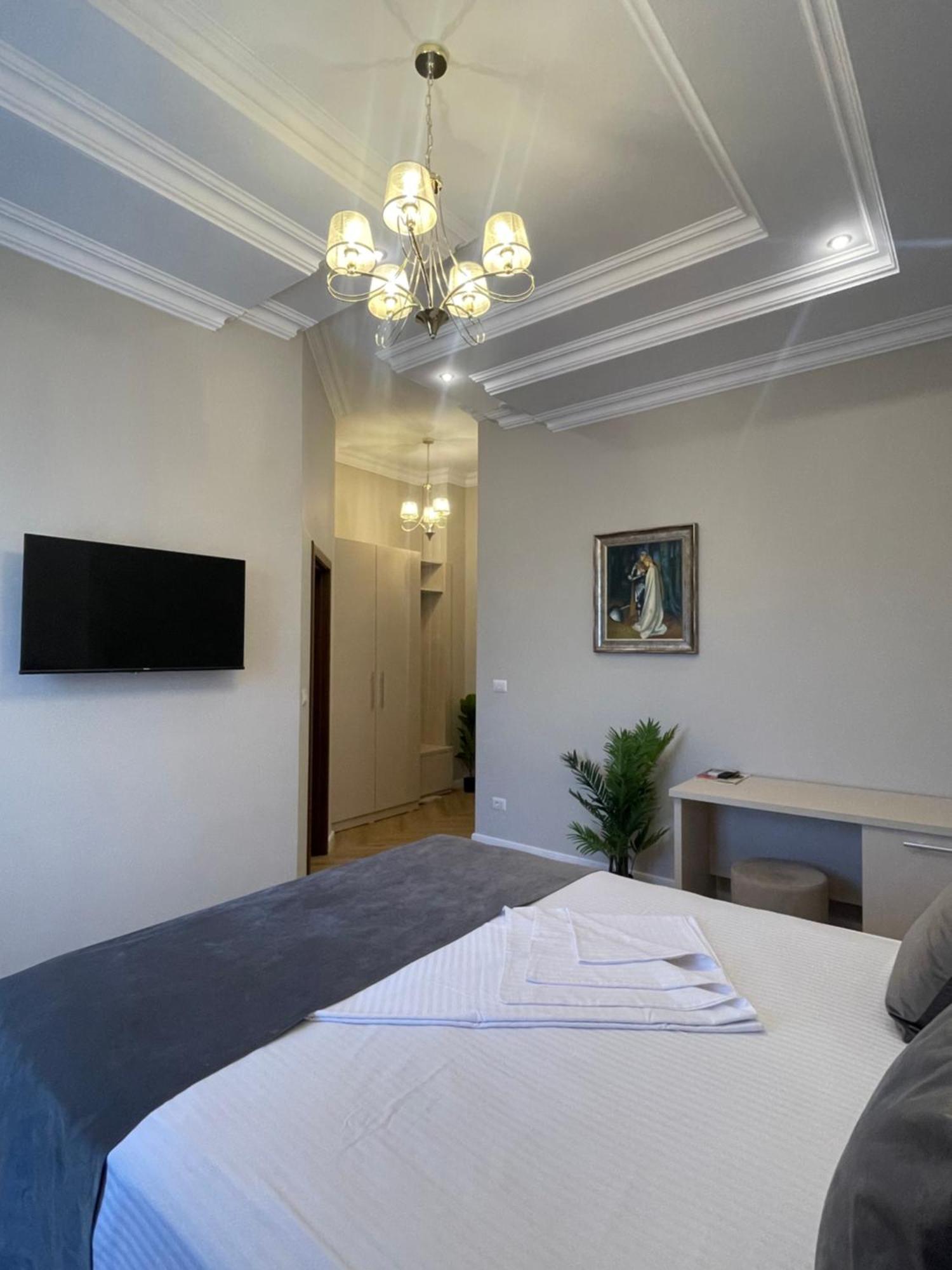 Hotel Europa Targu Jiu Luaran gambar